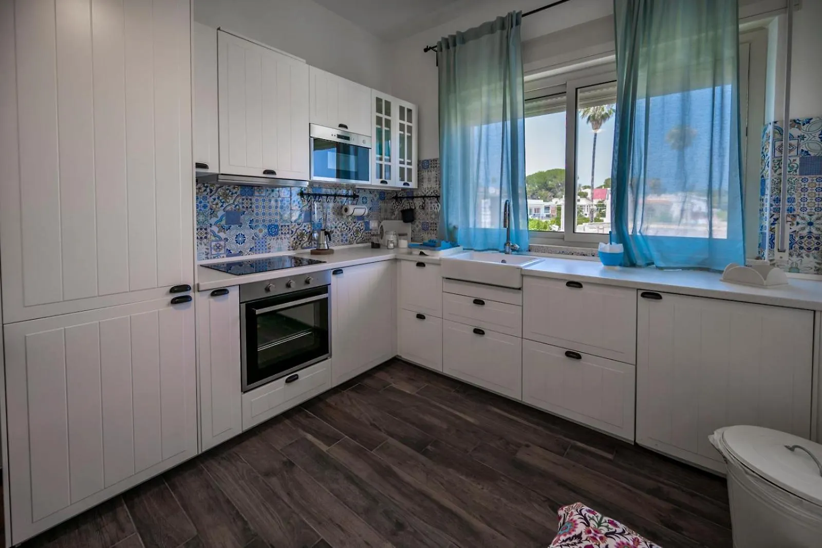 Villa Nisa Apartment Sea View Fontane Bianche Italy