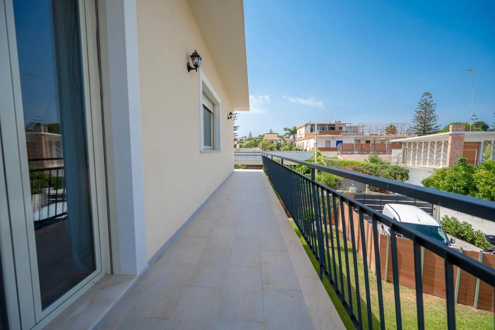 Holiday home Villa Nisa Apartment Sea View Fontane Bianche Italy